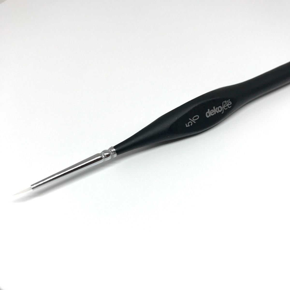 Pinceau ultra fin taille 5/0 Dekofee