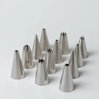 Boîte de 12 petites douilles Layer en inox