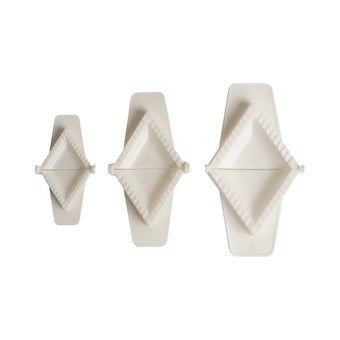 Découpoirs à chaussons demi-lune et triangle x3
