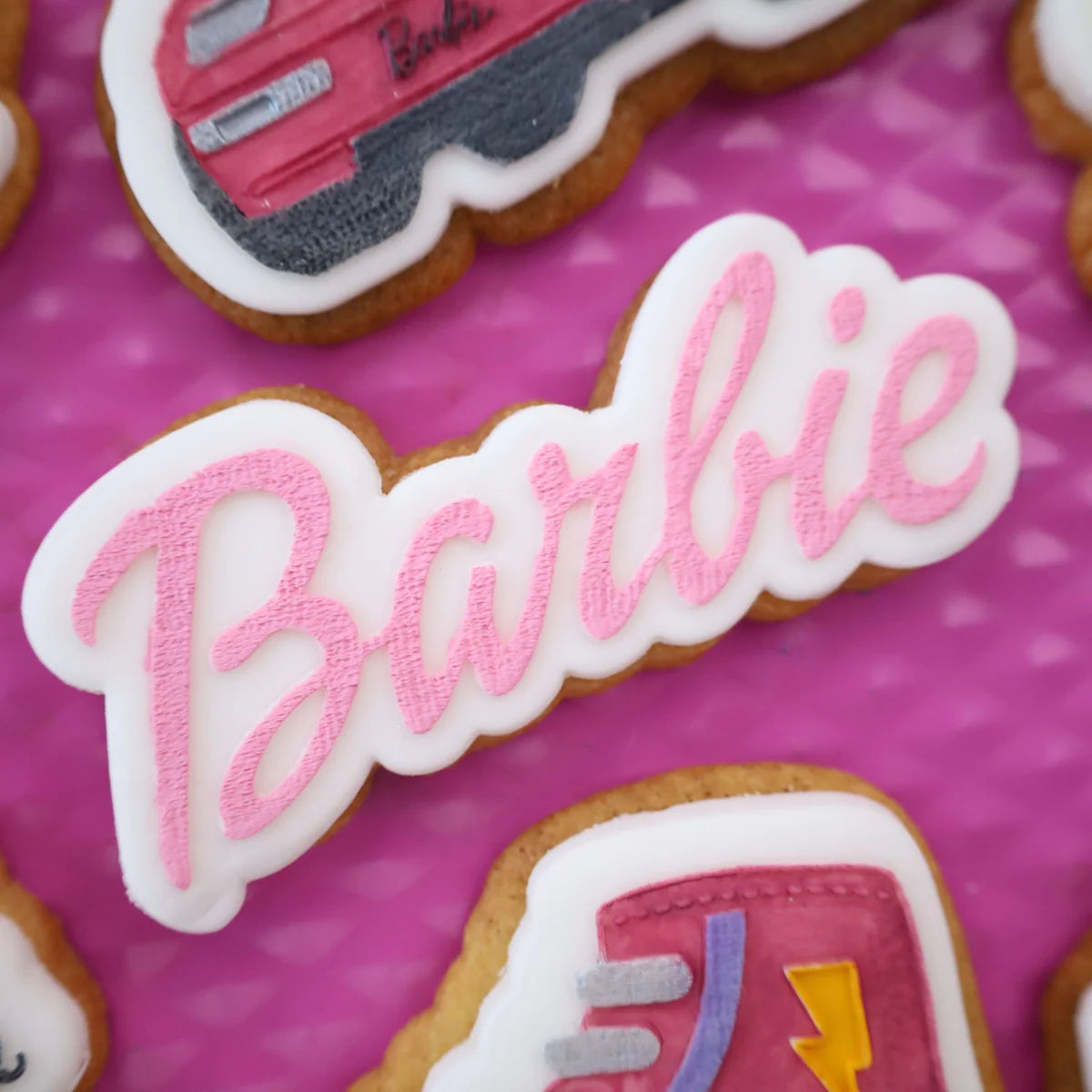 Découpoir et empreinte Outboss Barbie Doll Sweet Stamp