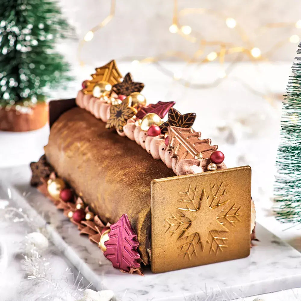 Décorations en chocolat étoiles et embouts de bûche FunCakes