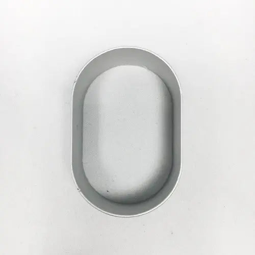 Découpoir ovale en aluminium 6 x 4 cm