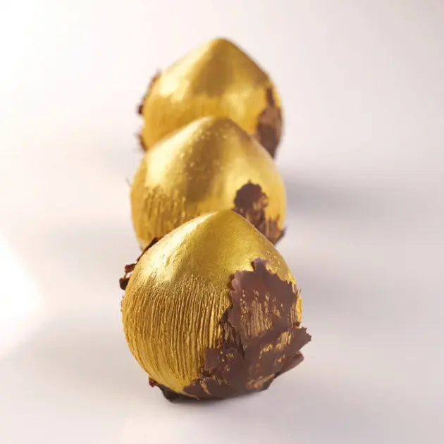 Moule silicone trompe-l'œil 8 noisettes Pavoni
