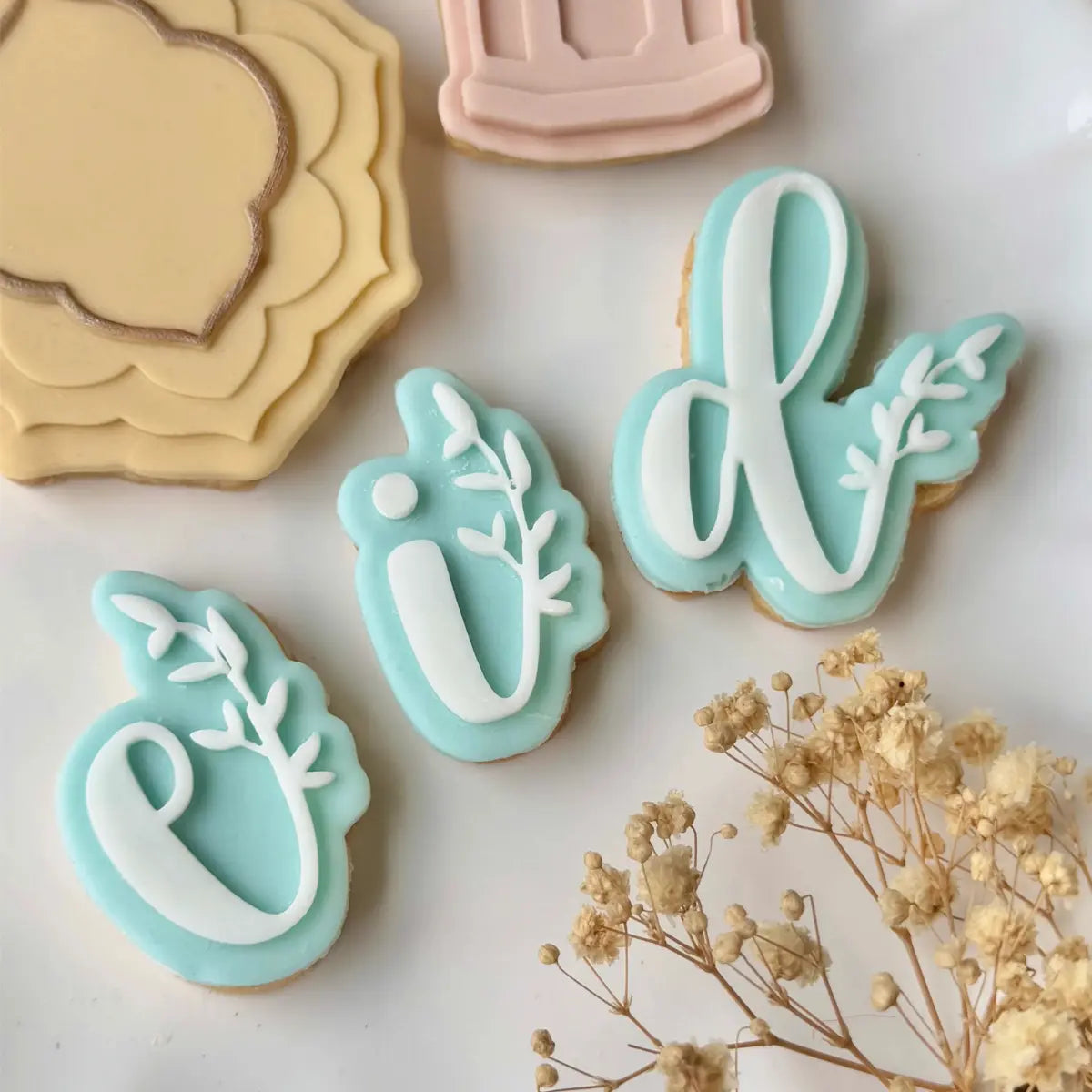 Outboss lettres Eid fleuri avec emporte-pièce Oh My Cookie