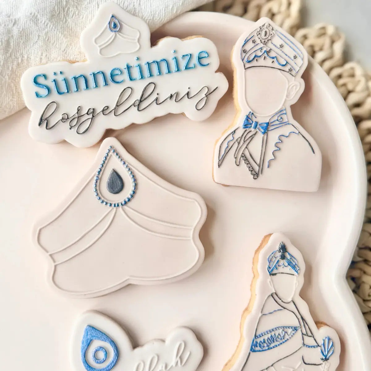 Outboss et emporte-pièce Sünnet hat Oh my Cookie