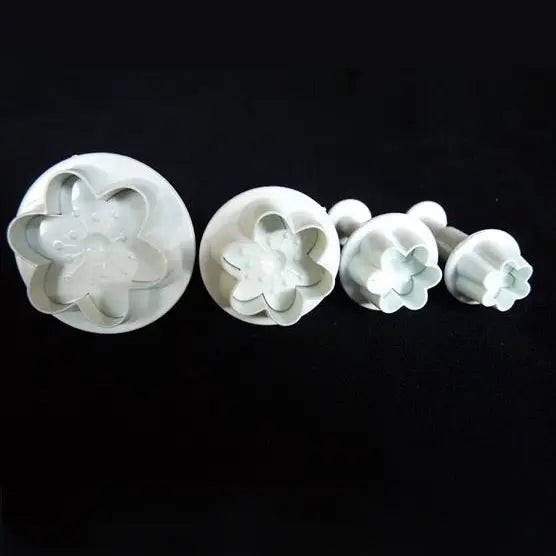 Lot de 4 emporte pièces piston New Blossom
